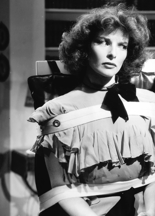 msmildred:Katharine Hepburn in “Bringing Up Baby”, 1938.