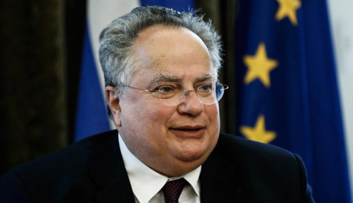 Níkos Kotziás.