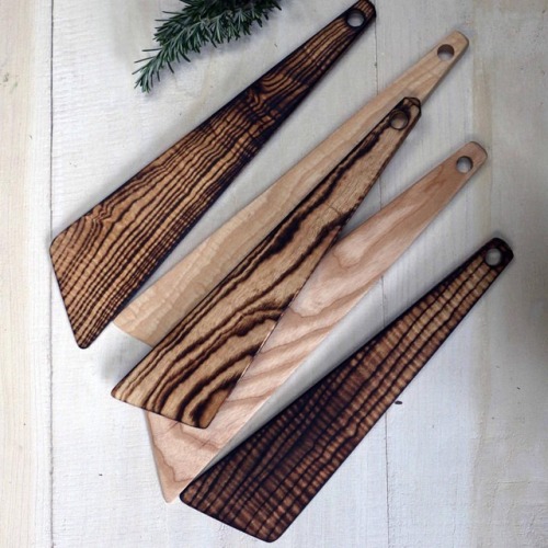 ambrosevevers:Spatulas don’t dispatch themselves. I be will...