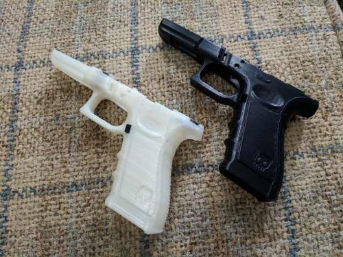 mk-ultra-armory:3D printed “glock” w/ Zev .22LR conversion.