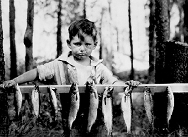 mypubliclands:
“ Throwback Thursday: Idaho Fishing
Photos courtesy of the Idaho State Historical Library.
-Krista Berumen
”
