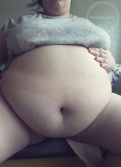 lovemlarge:thefatblueberry:Congratulation to me! I just hit...