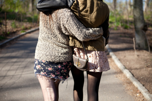 lace shorts knits flower print tights tight runs central park NYC big apple New York streetstyle travel layers fashioneast fashioneasthalifax fashioneasthfx