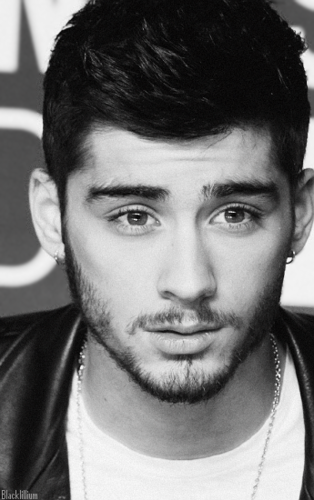 If this room was burning (Zayn Malik in Black & White)