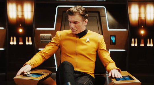 Star Trek - Captain Christopher Pike / Anson Mount #1: 
