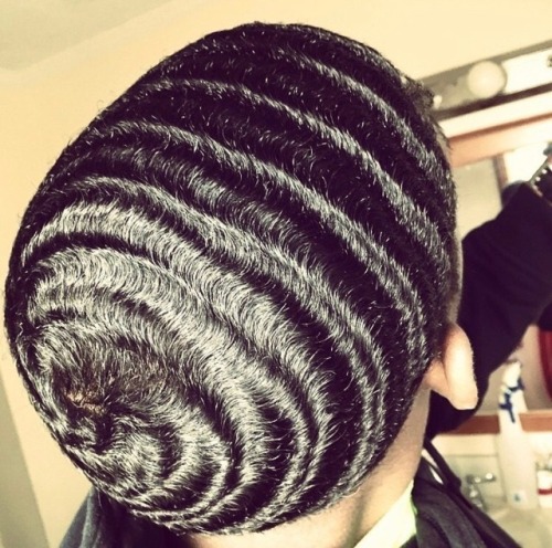 blackmalehair:IG: wavers_universe