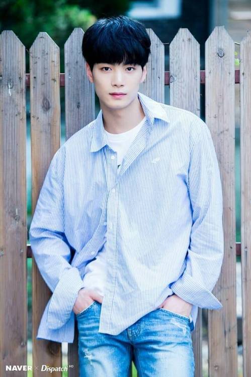 nuesvt:Kim Jonghyun (NU’EST JR)’s Photoshoot to make your...