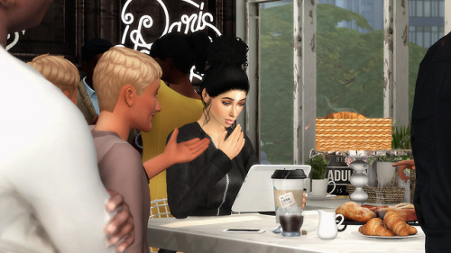 trendingsims:Face time with the bestie! Pose packOne of...