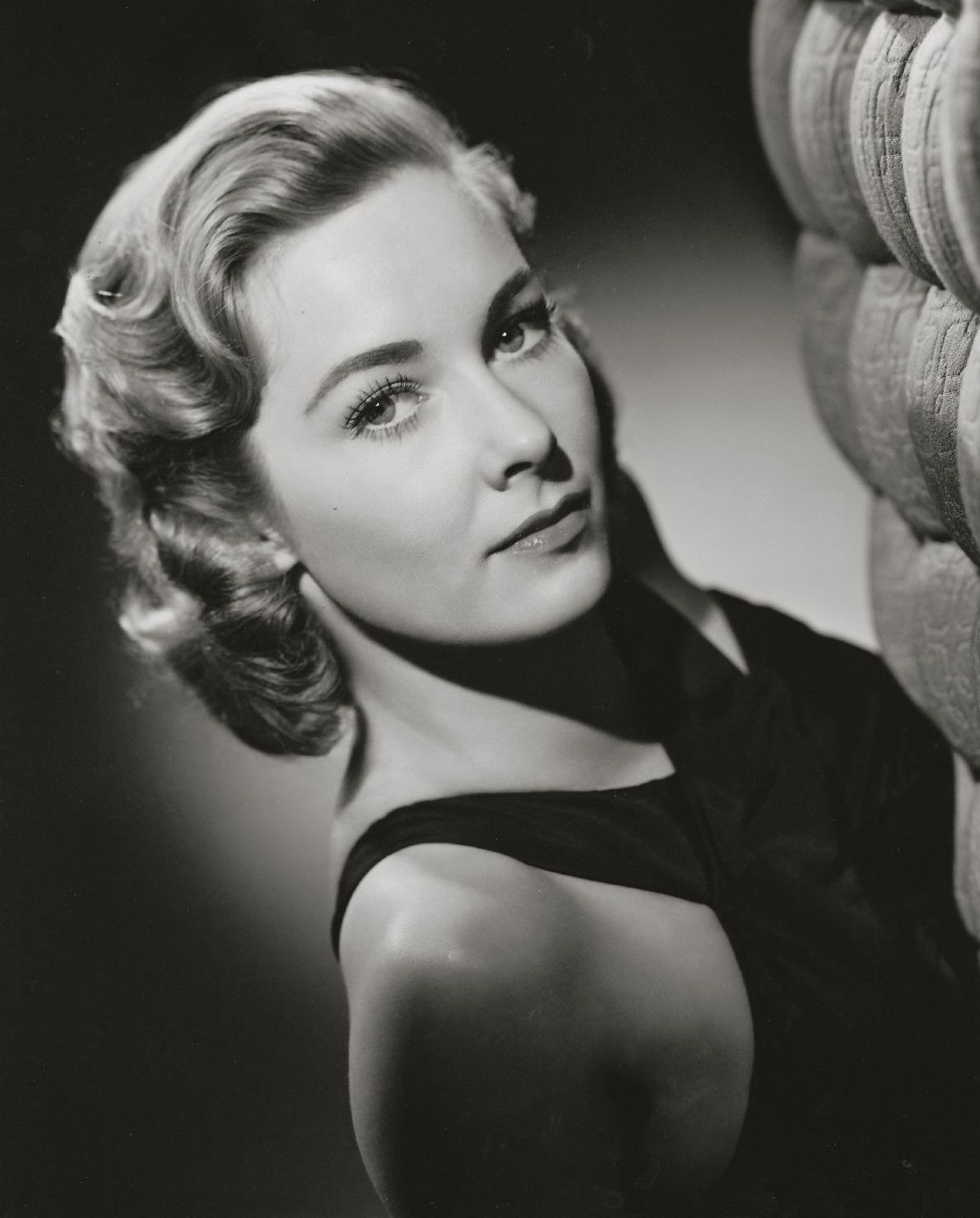 Next photo of Vera Miles