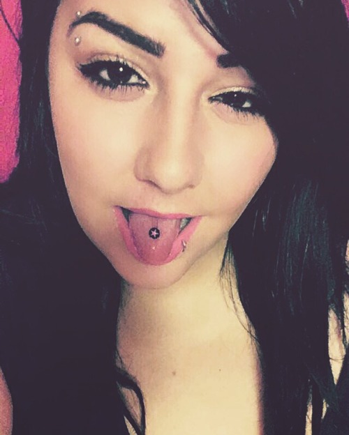 double tongue piercing on Tumblr