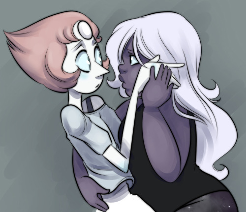 missgreeneyart:missgreeneyart:I drew Pearl and Amethyst’s...