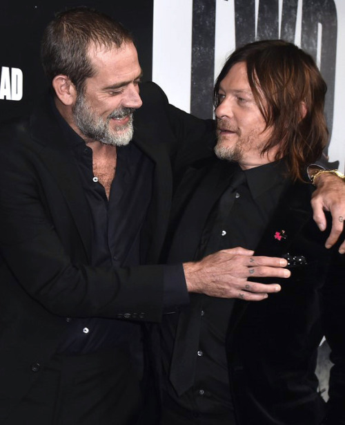 normanreedustea:Jeffery Dean Morgan and Norman Reedus attend...