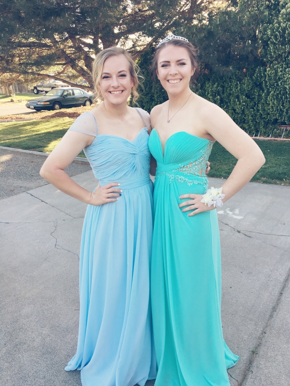 Lesbian Prom Photos - Page 20 - The L Chat