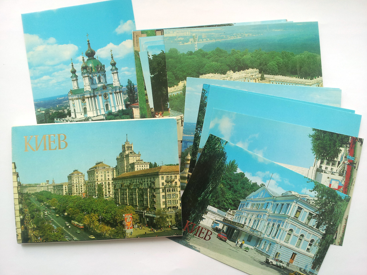 Kiev, Ukraine - vintage postcard set (1984)
Buy: https://www.etsy.com/sovietpostcards/listing/575674549/