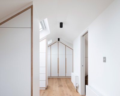 Victorian Loft Conversion / A Small Studio