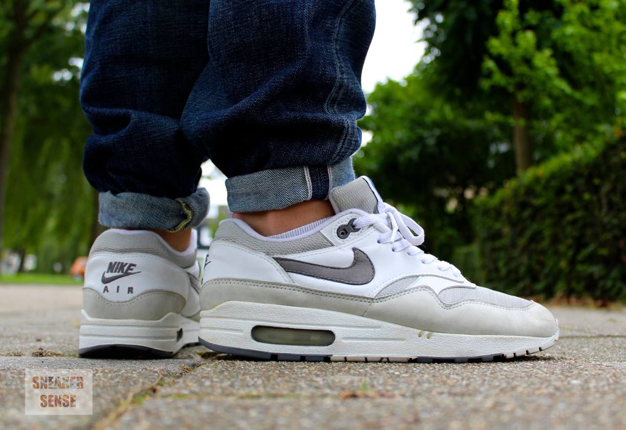 air max 1 wings and waffles