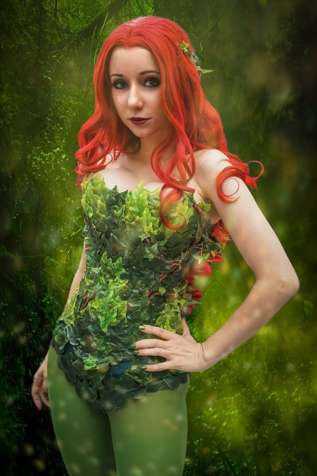 Pantyhose & Tights in Cosplay — bestcosplaybabes: Poison Ivy