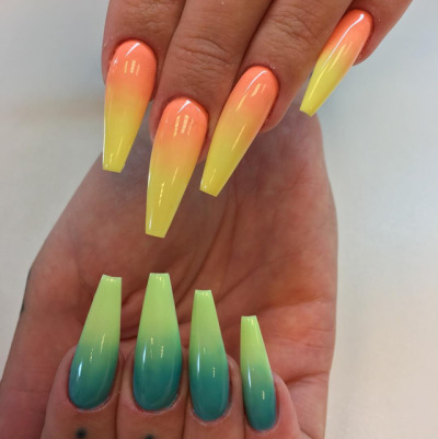 summer yellow nail art