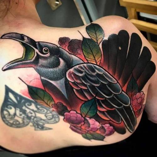By Moay, done at 48920 Tattoo Shop, Portugalete.... moay;big;animal;bird;facebook;shoulder blade;twitter;raven;new school