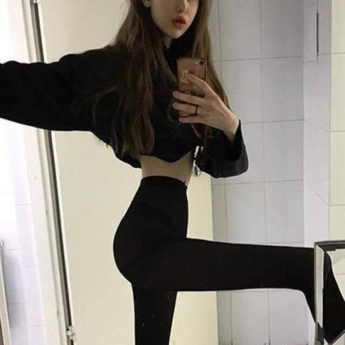 skxnnyplxease:Favorite thinspo at the moment pt#1