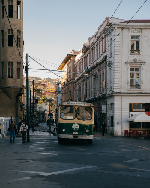 samhorine:valparaiso, chile - december 2016exploring the...