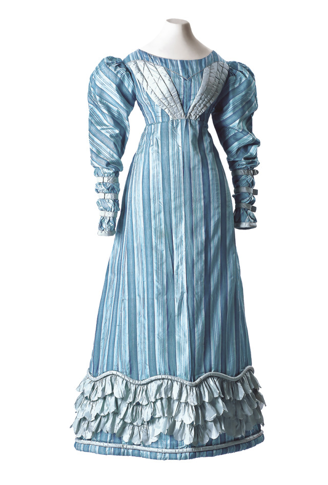 Fashion and Costume History – fripperiesandfobs: Dress ca. 1825 From the...