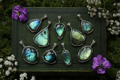 labradorite gemstones jewelry wire wrapped pendants