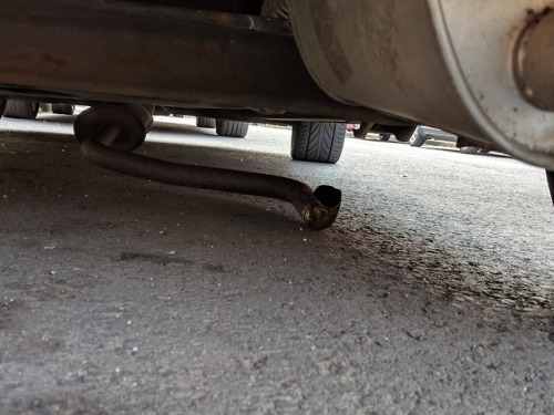 chainchomped:Haha so guess what my exhaust fell apart today...