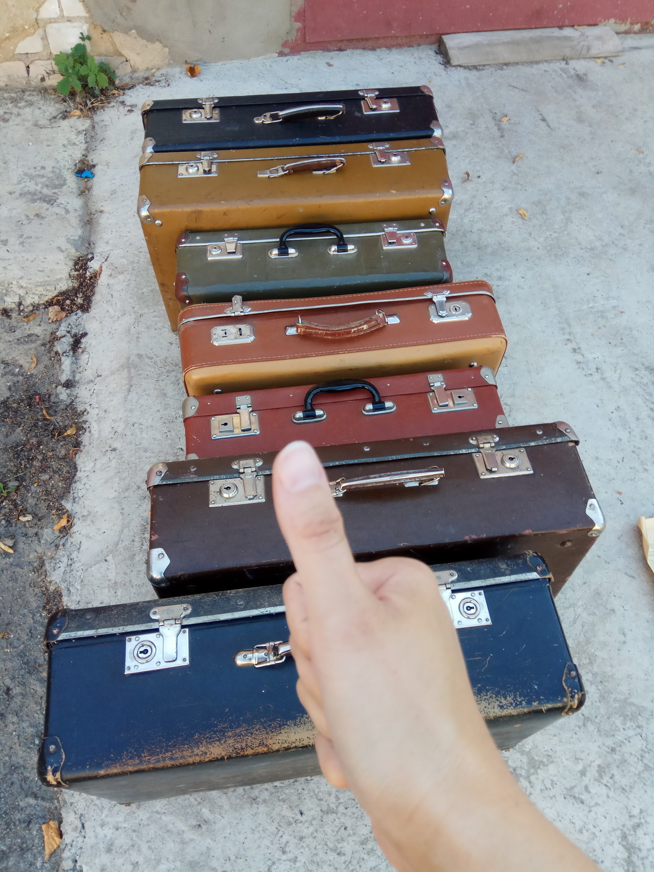 All suitcases are up in the shop! I repeat suitcases are in the shop!
https://www.etsy.com/shop/SovietPostcards?search_query=suitcase
(Please note the 2 week shipping prep. We don’t have boxes this size at the PO so I will have to get creative.)