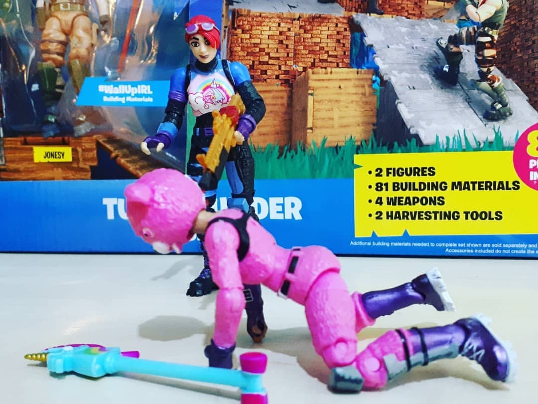 fortnite squad mode 4 pack action figure unboxing jazwares fortnite toy review https - fortnite squad mode toy