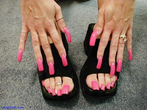 roxy or roxie  wonderful long nails