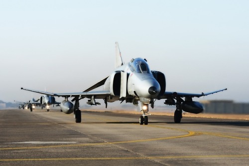 bmashine:South Korean F-4