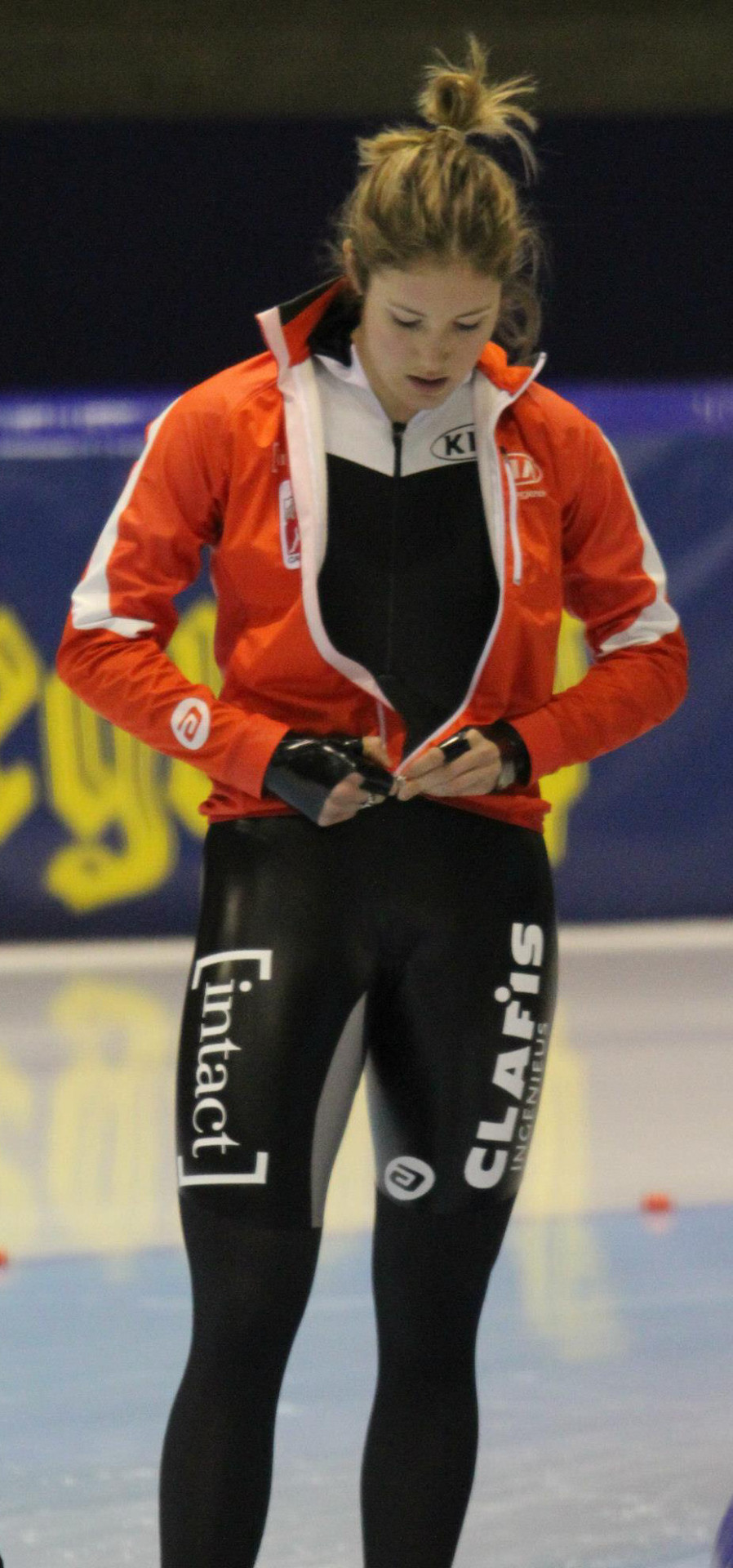 Women of Winter : Anastasia Bucsis Pictures (Canada - Speed Skater)