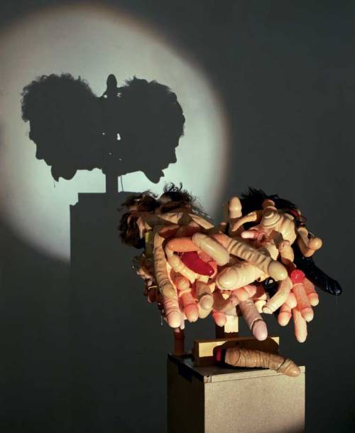 artmonia:Incredible Shadow Art Created From Junk by Tim Noble...