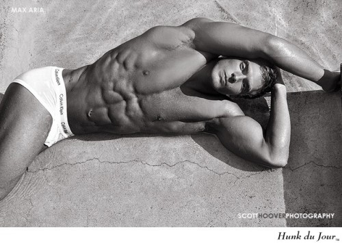 Your Hunk of the Day: Max Aria http://hunk.dj/7489