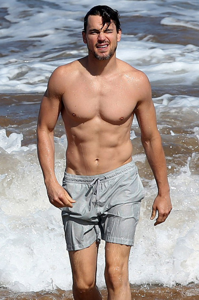 Shirtless Male Celebs Matt Bomer