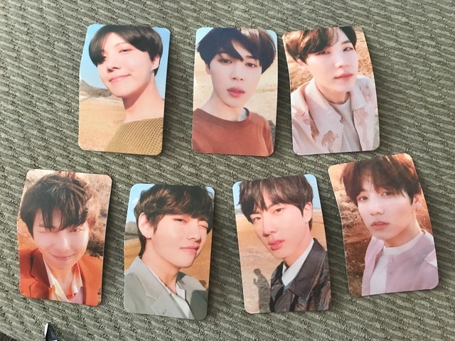 ƦɑɴԁoϻʗяɑʑყƤɛrsoƞ — I ordered some unofficial BTS LY Tear