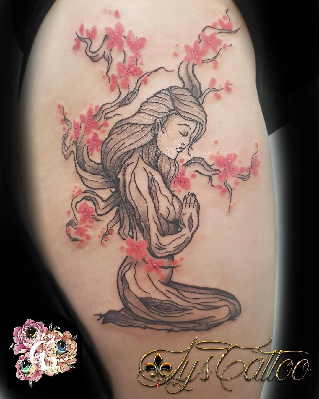 Lys Tattoo Tatouage Arbre De Vie Corps De Femme