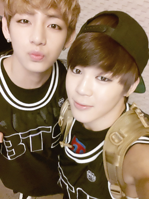9597net vmin 95z jimin taehyung bcs today is bff national day as mel said ^^ regardless vmin is so precious i love them so much pls keep supporting eah other& 039;s back *each bangtan bts m: photo 1k