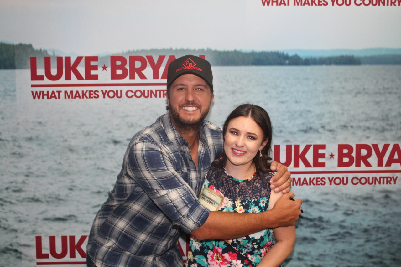  Luke Bryan Tickets, Meet & Greet Linda H.