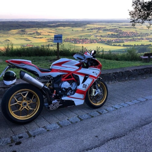 motorcycles-and-more:MV Agusta...