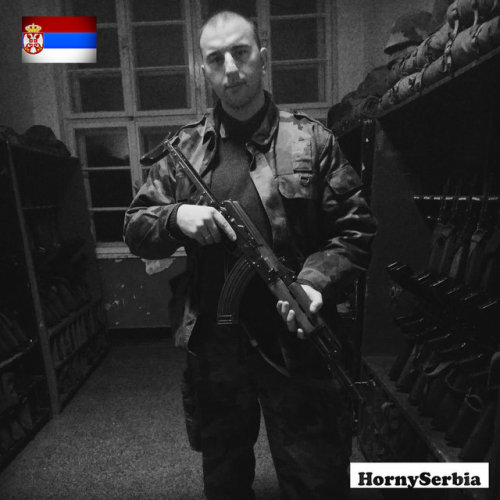 hornyserbiaa:Артиљерија српског војника _ Serbian