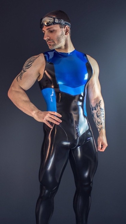 Latex kleidung männer
