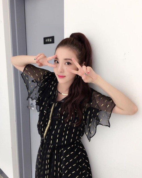 thottymasterlist:DARA - 2NE1