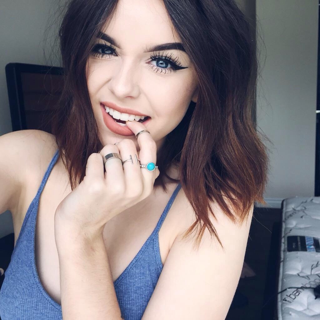 Acacia Brinley