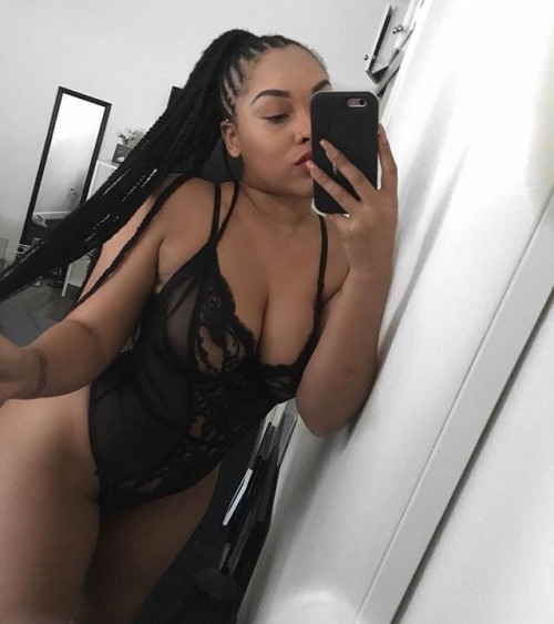 Thicksexyasswomen