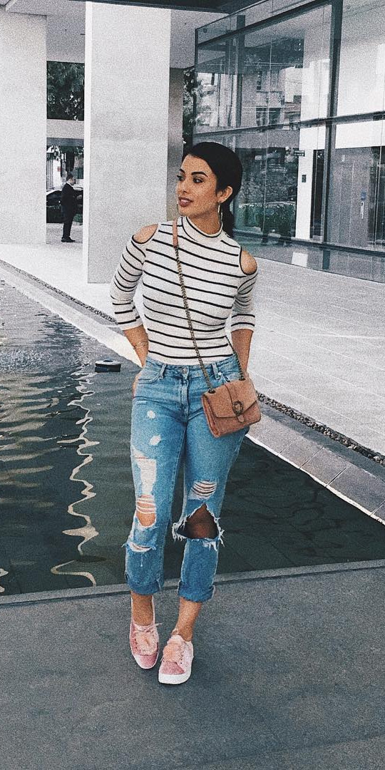 10+ Trendy Outfits to Get You Excited - #Stylish, #Girls, #Photo, #Best, #Pic Look do dia Jeans + listras , lookdathalita , lookdodia , look , ootd , outfit , jeans , listras , denim 
