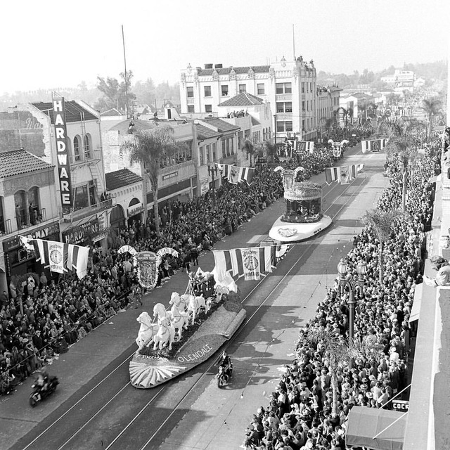 Albums 102+ Pictures where is the home of the rose bowl parade Updated