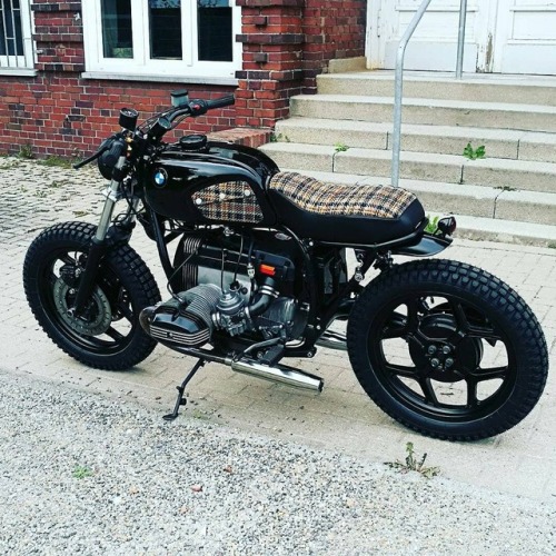 ๐ caferacerpasion.com ๐ Fashion Wheels! BMW R80 Scrambler by...