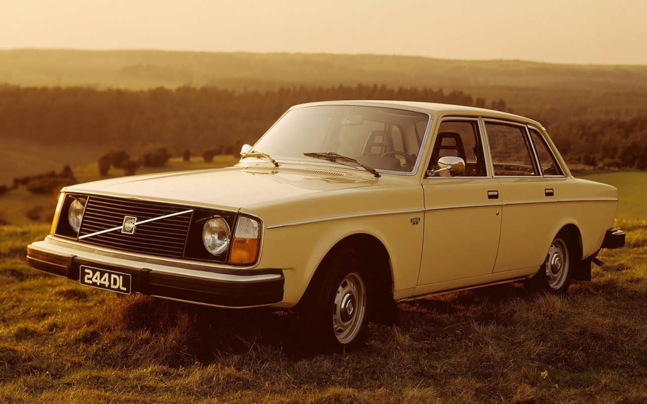 Volvo 140 series